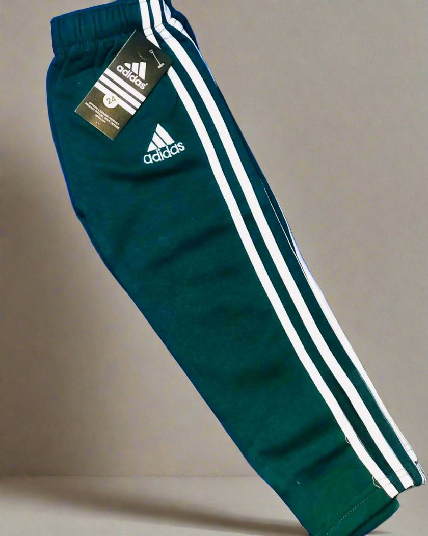 Adidas Boys' Fleece Fabric Trousers - Comfortable & Stylish